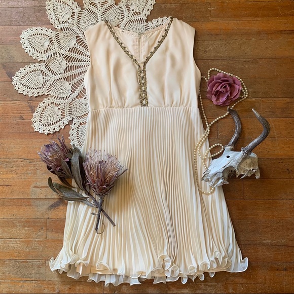 Anthropologie Dresses & Skirts - ✨Ethereal 60s Party Dress✨